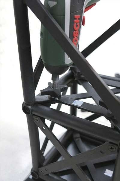 CROWN TRUSS, Brochure dispenser A4 with fitting - White