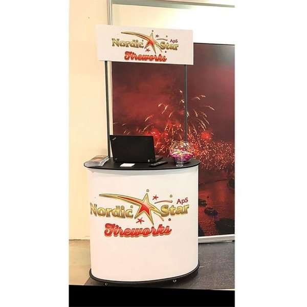 Panel Counter Curved with Logotop and wheels, black