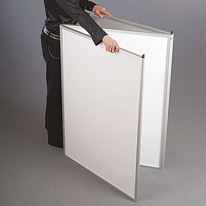 Expo Wall, 4 sections, 292 x 239 cm