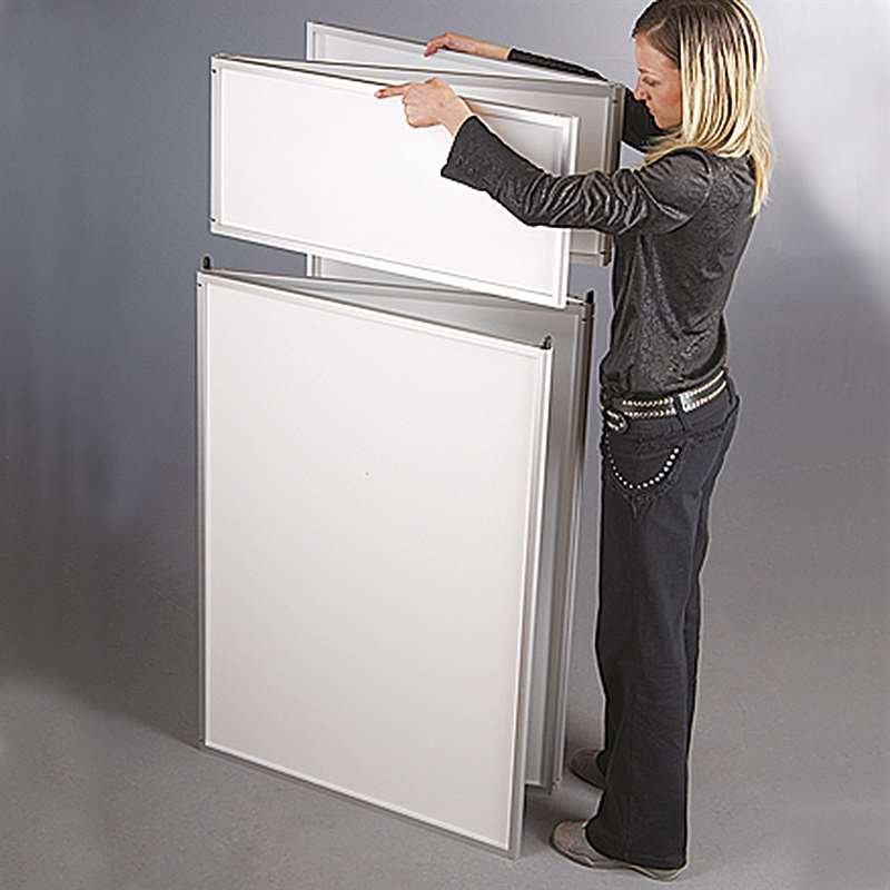 Expo Wall, 3 sections, 219 x 239 cm