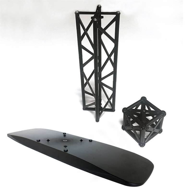 Crown Truss Triple Banner, 10 x 10 cm, black exhibition wall