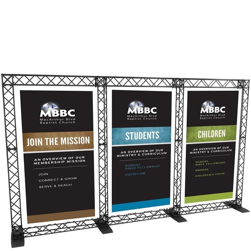 Crown Truss Triple Banner, 10 x 10 cm, black exhibition wall