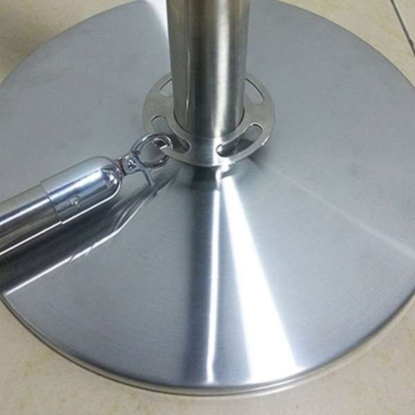 Crowd control adaptor for banner pole - black