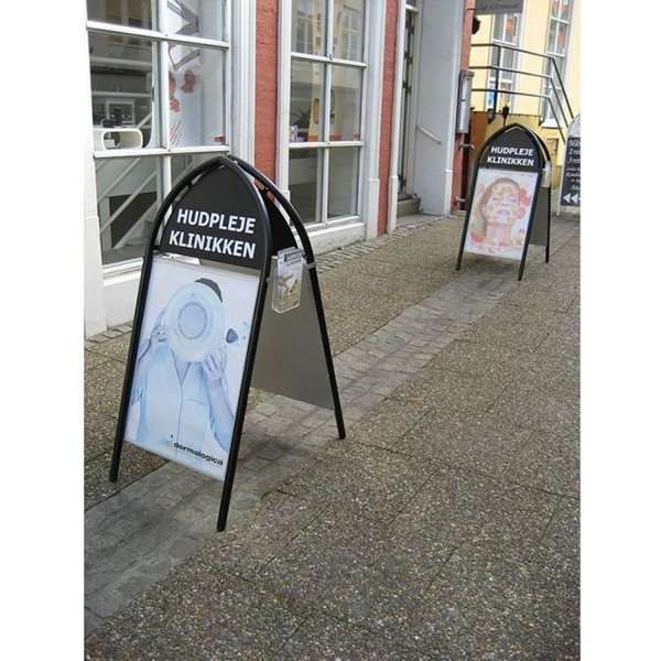 Gotik Classic Pavement Board, black, 50 x 70 cm