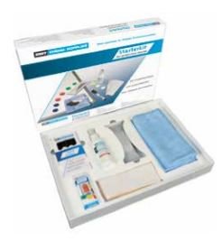 Accessory set for whiteboards for projection