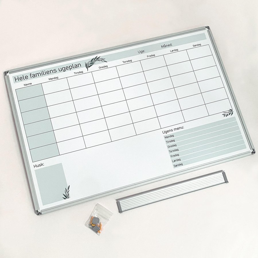 Whiteboard with weekly family planner, 60 x 90 cm