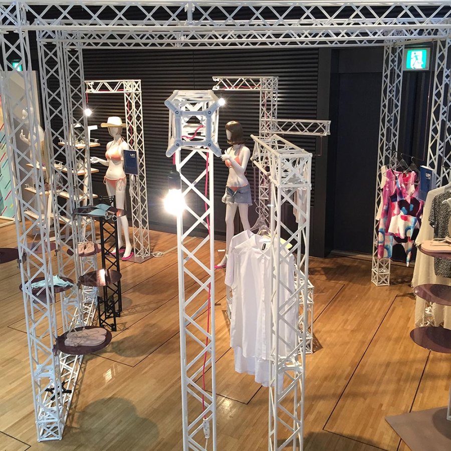 CROWN TRUSS 15 U-shape wall 3 x 3 m, 500 x 500 cm