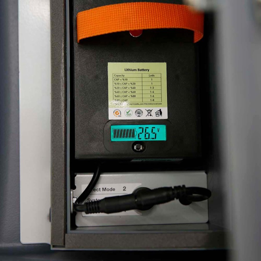 Wind-LED Pro Waterbase, black, A1, incl. battery