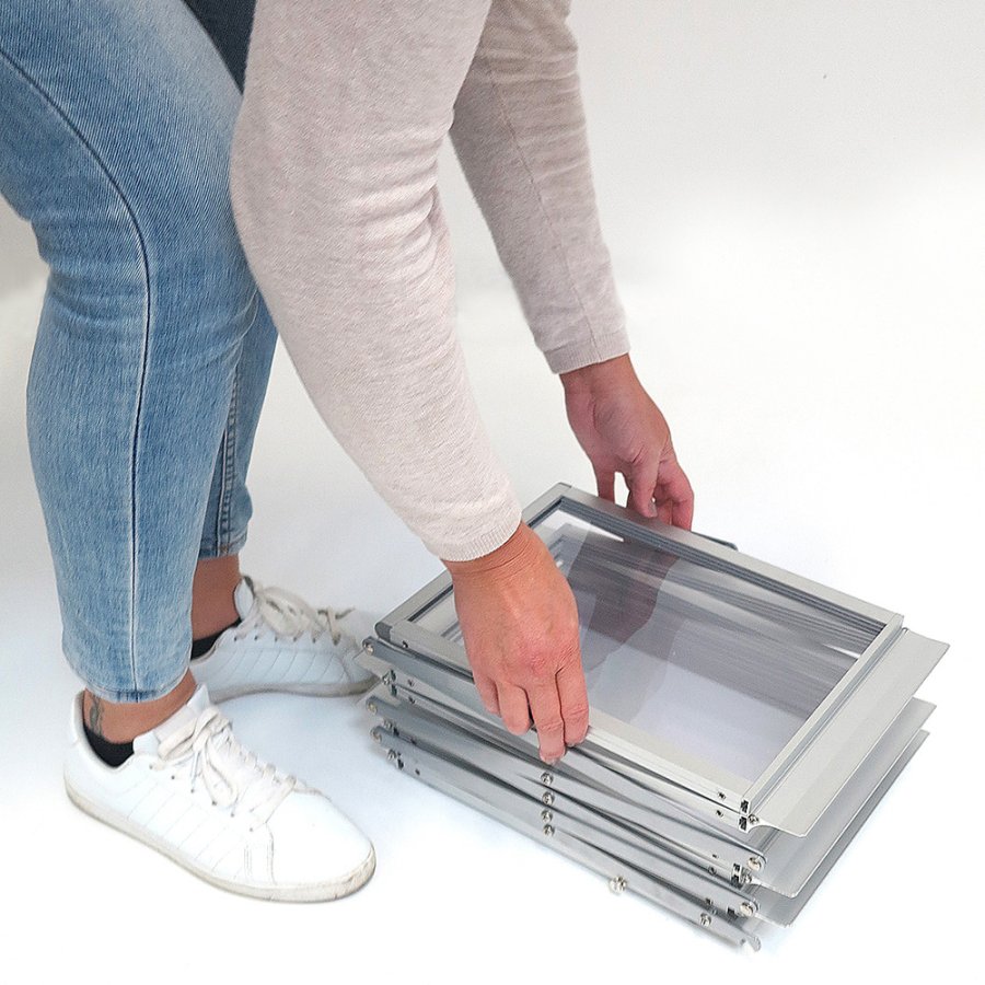 FLEX BROCHURE STAND 6 x A5 w/case