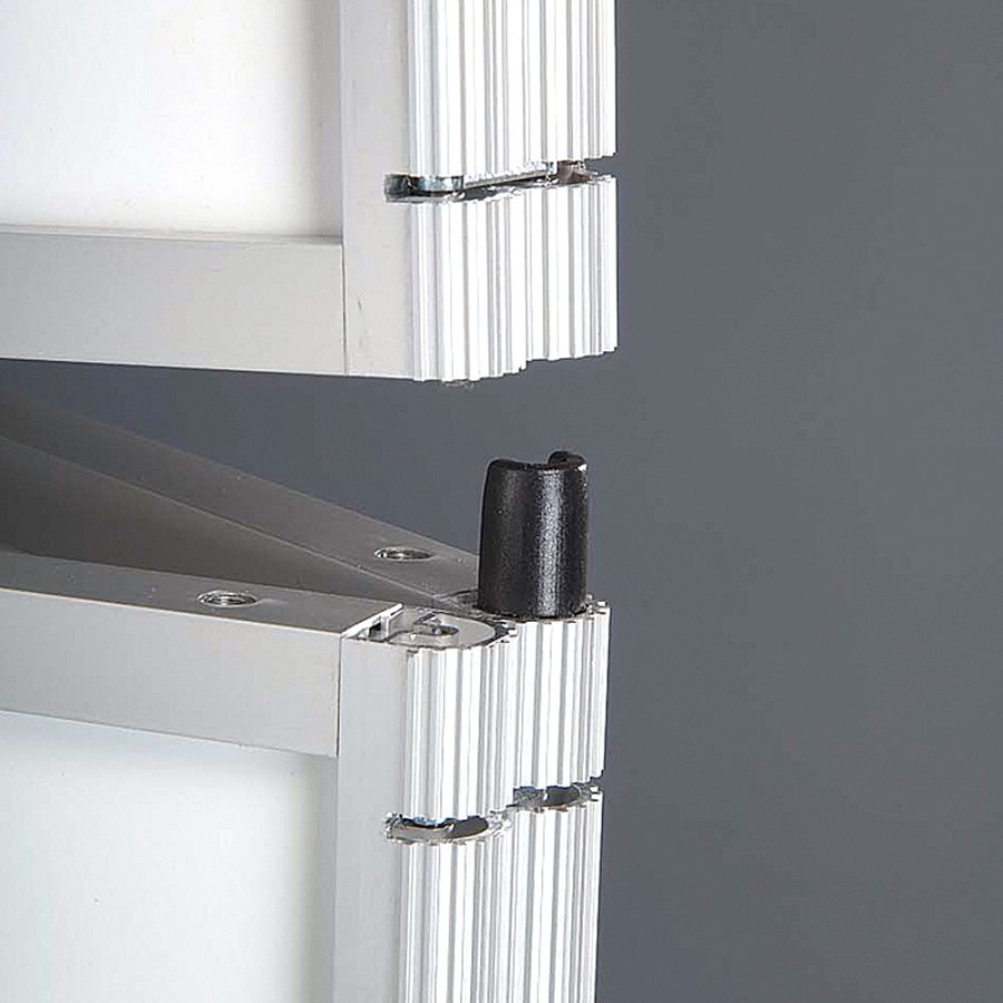 Expo Wall, 4 sections, 292 x 239 cm