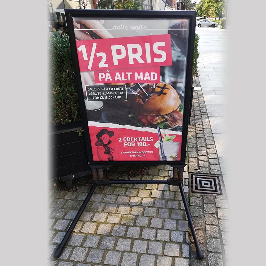 Wind-Line Budget Gadeskilt - 50x70 cm - sort